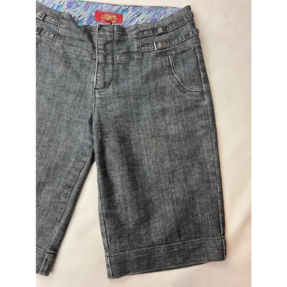 One Song Authentic Denim Women's Bermuda Trouser Shorts Size 10 Mid-rise EUC - Picture 2 of 10